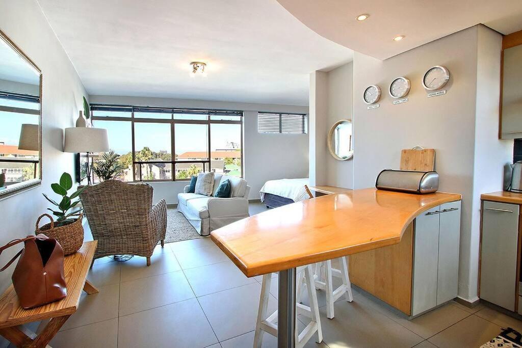 Morakani 503 In Point. Apartment Cape Town